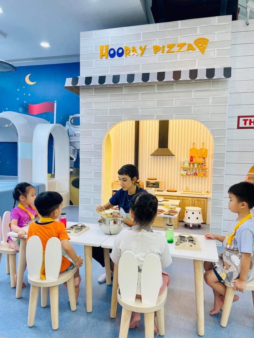 Trường Mầm Non Song Ngữ Hooray Quận 3