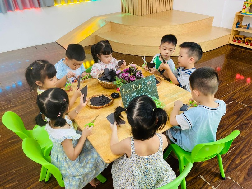 Trường mầm non Hoa Hướng Dương - Tứ Hiệp Plaza