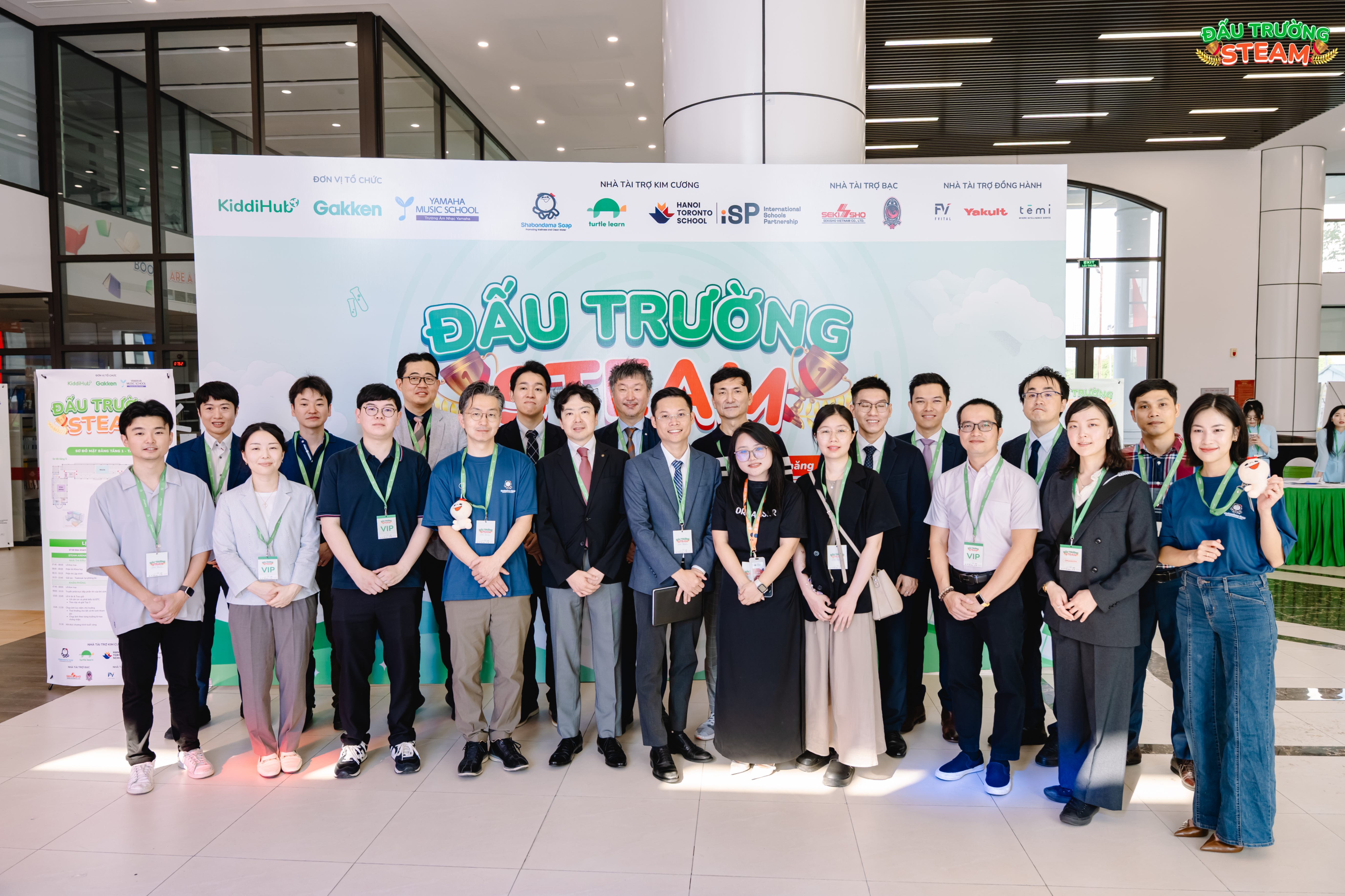 ÄẤU TRƯá»NG STEAM 2026: HÃNH TRÃNH BÃNG Ná» TƯ DUY Và Lá»I TRI ÃN TỪ BAN Tá» CHỨC