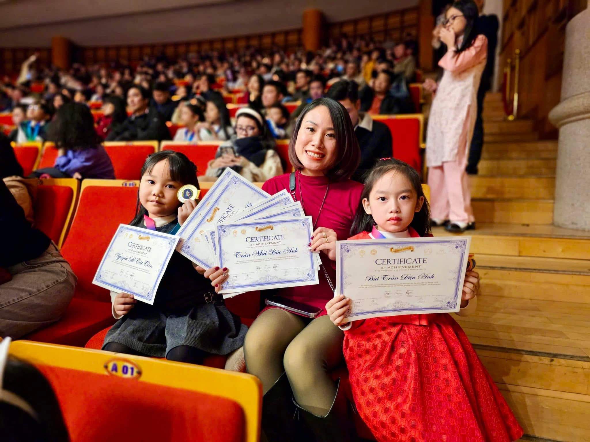 Câu lạc bộ Nghệ thuật PINK PIANO - Hoàng Mai