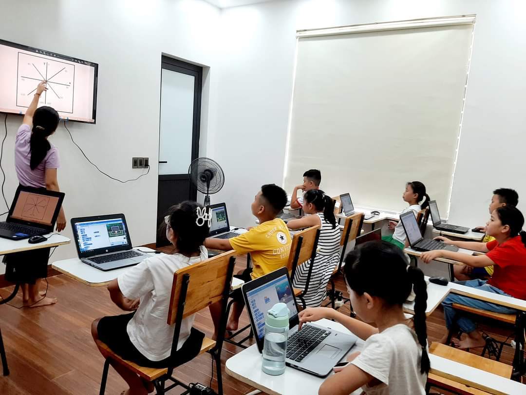 Hệ thống Đào tạo lập trình viên KASE EDUTECH - Phú Nhuận