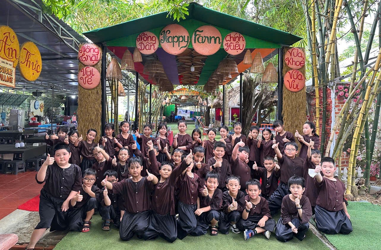 Le Hoa Educations (Mầm non - Bán trú - Dạy kèm) - Tân Phú