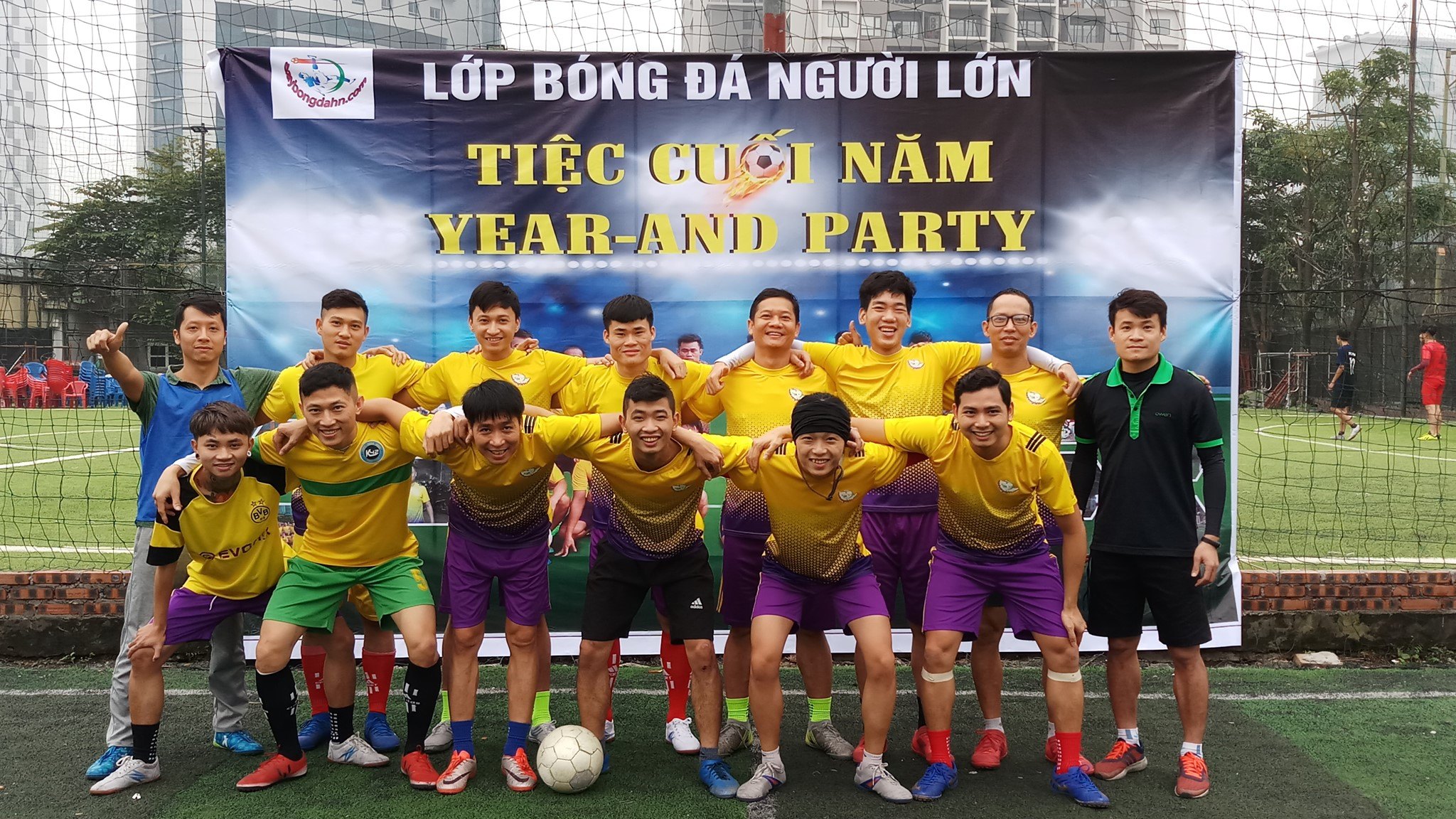 Lớp Bóng Đá Người Lớn - Cầu Giấy