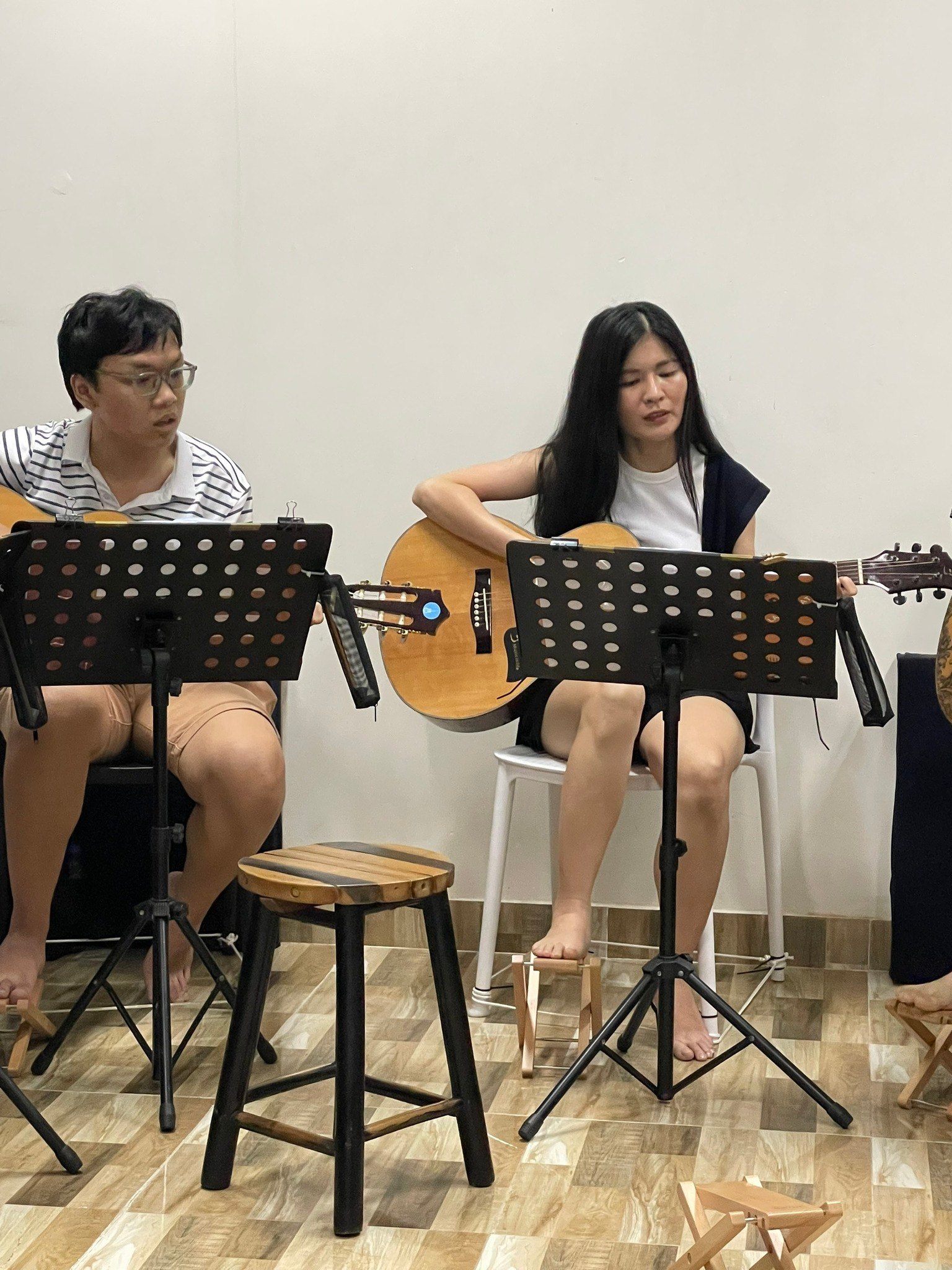 Lớp Đàn Thuận Guitar - Quận 10