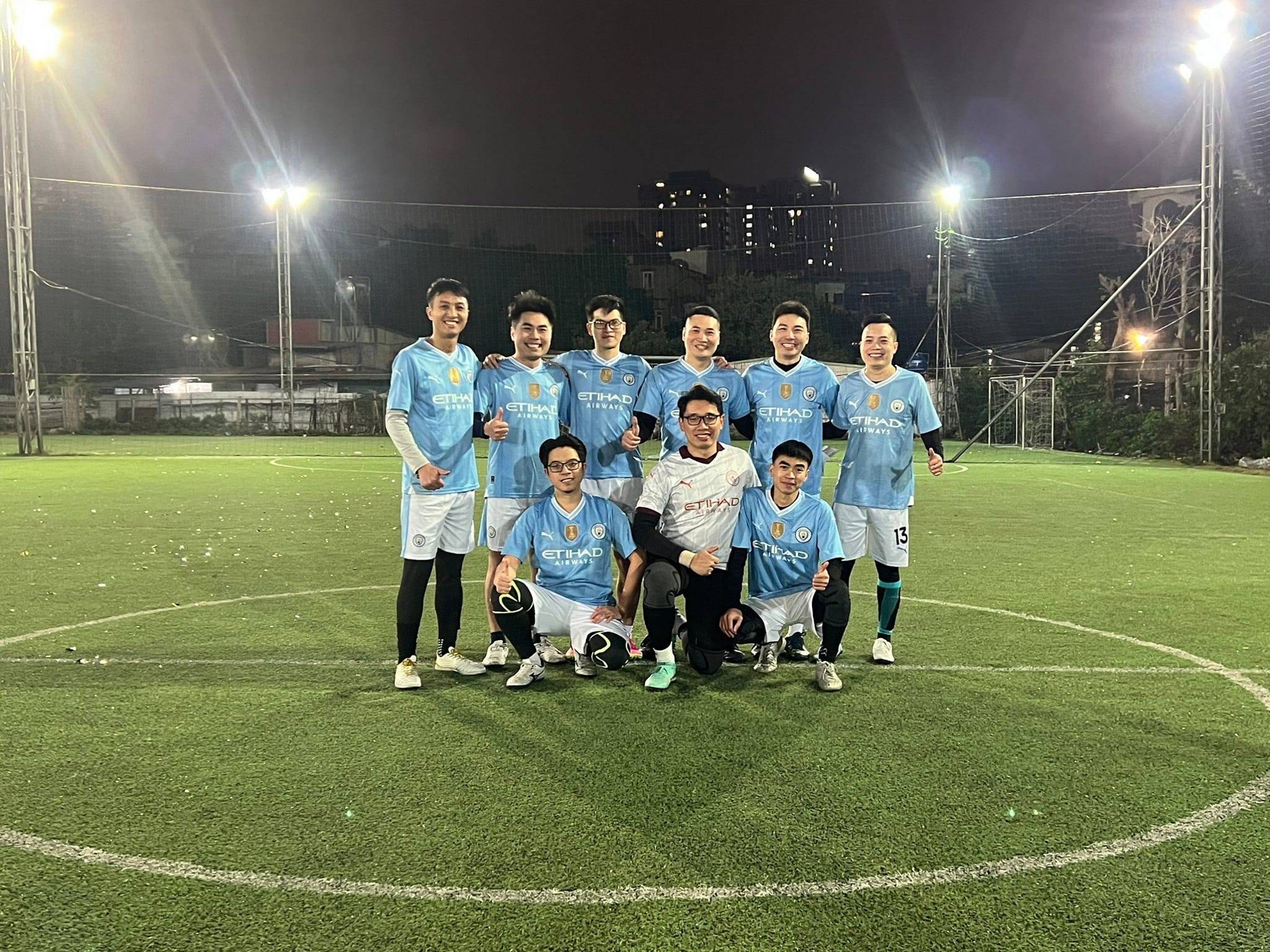 Lớp Dạy Đá Bóng Người Lớn - Trung Hoà