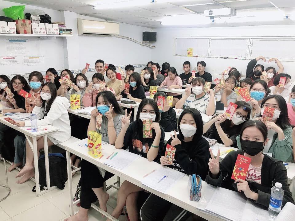 Lớp dạy kèm Tiếng Anh thầy Dương - Tân Phú