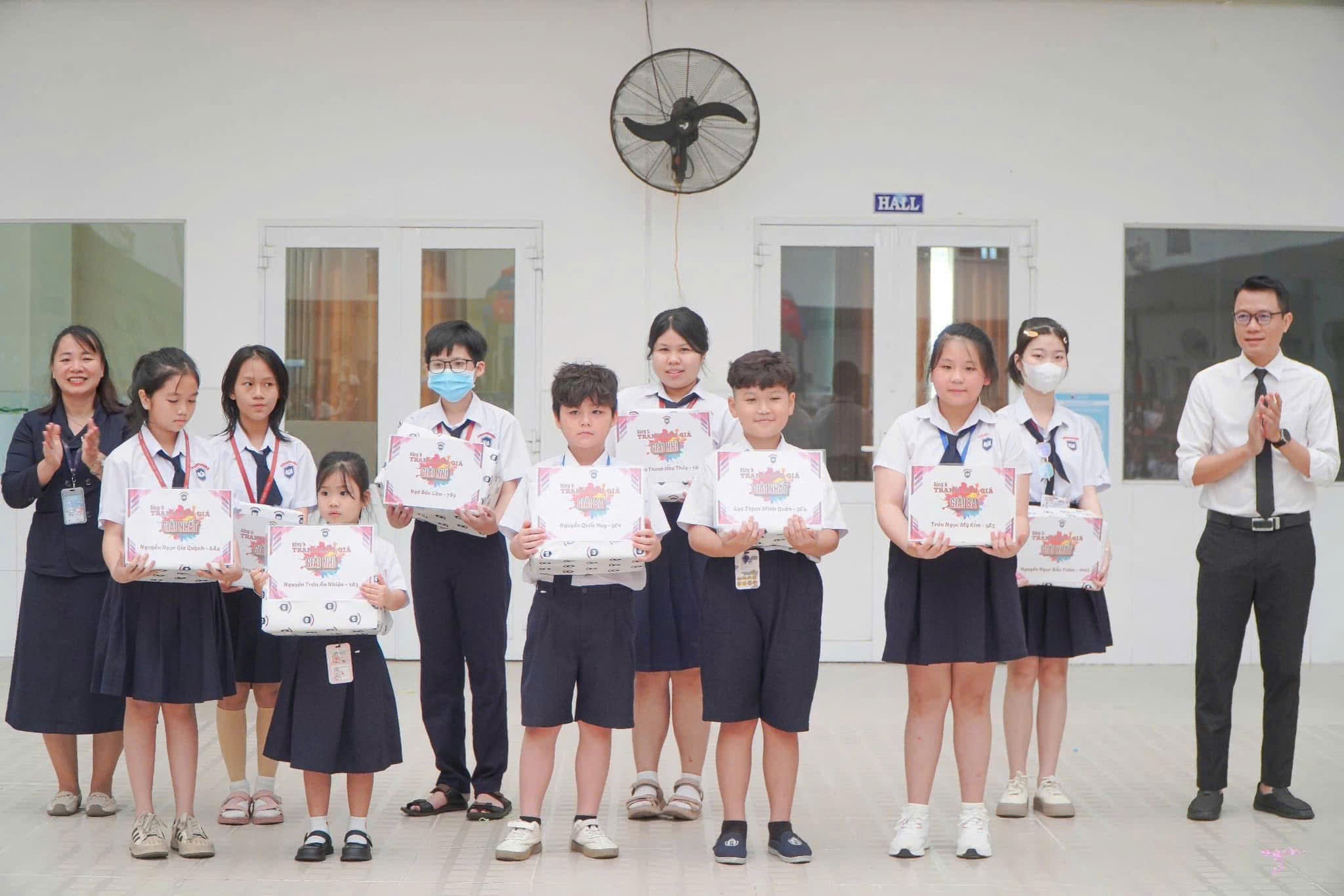 Lớp Dạy Vẽ Mỹ Thuật The Bear Art - Thủ Dầu Một