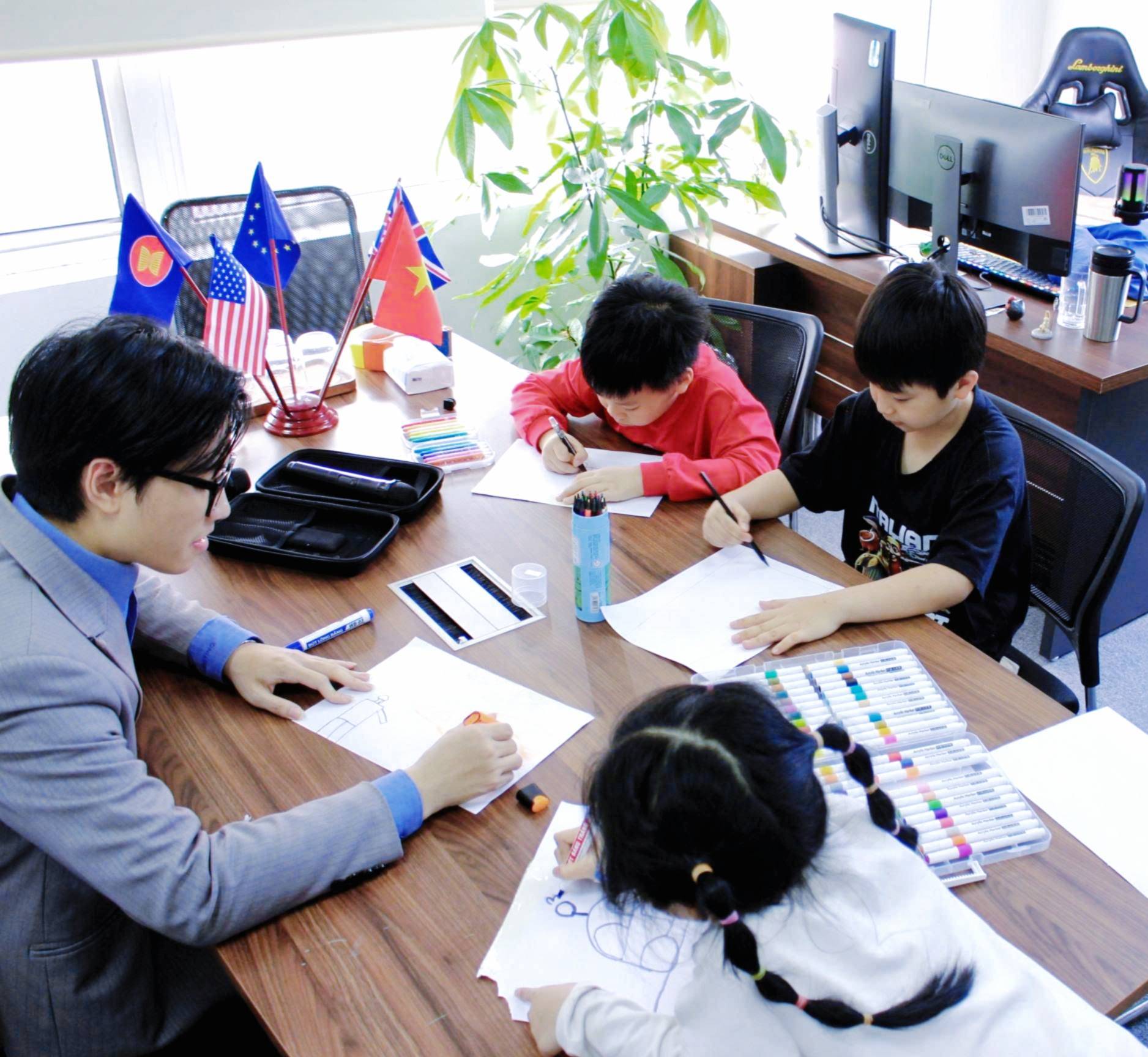 Lớp học MC nhí OpenMic - Hai Bà Trưng