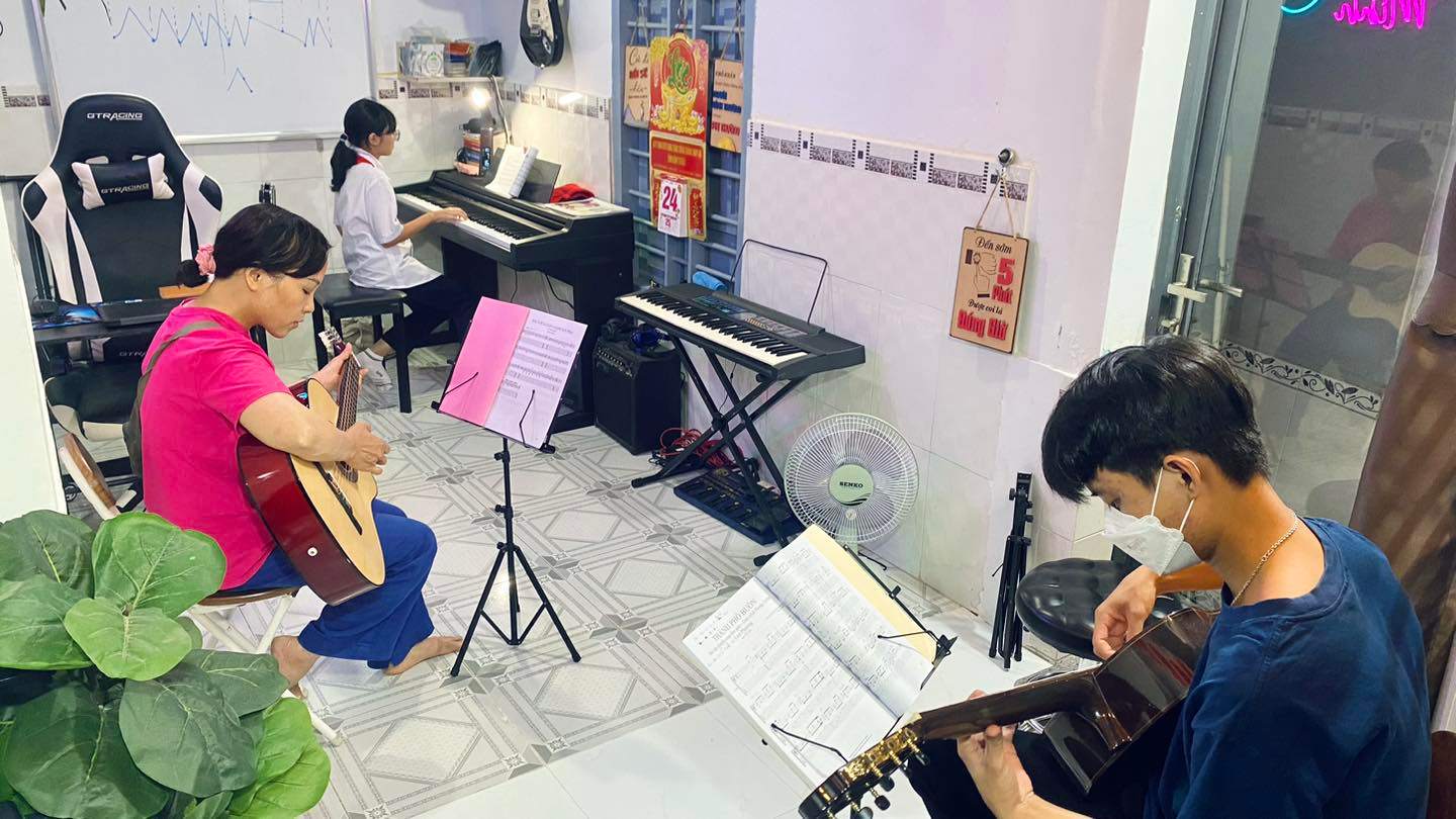 Lớp học nhạc Bình Minh - Phan Thiết