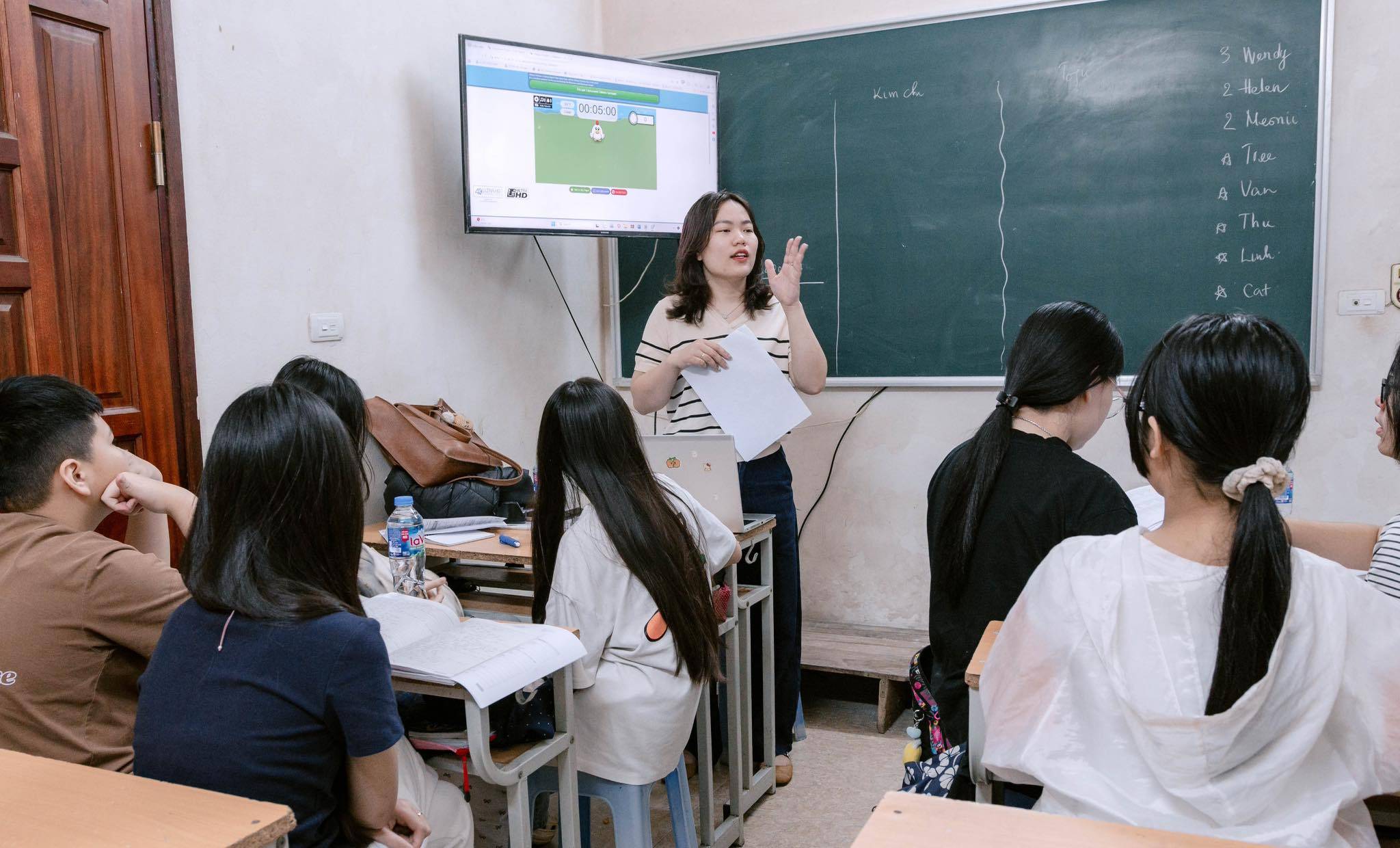 Lớp học Tiếng Anh cô Phương Lan - Ô Chợ Dừa