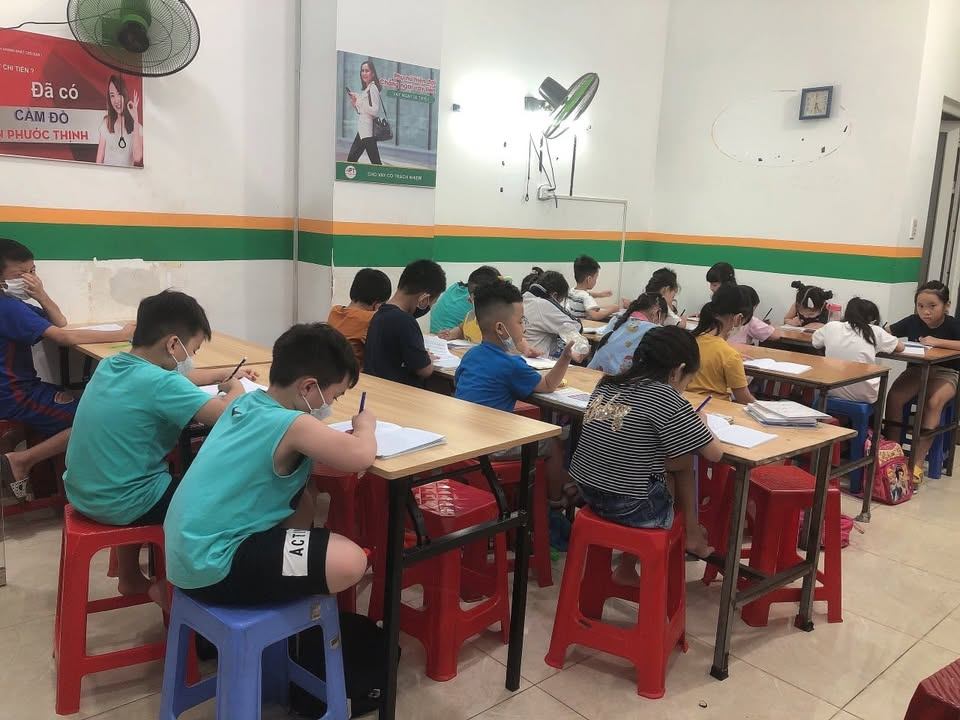 Lớp Luyện Chữ Đẹp Cô Hương - Cơ sở 1