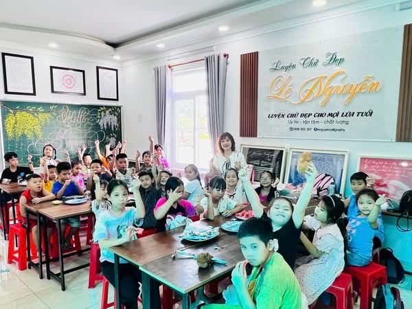 Lớp Luyện Chữ Đẹp Lệ Nguyễn - Buôn Ma Thuật