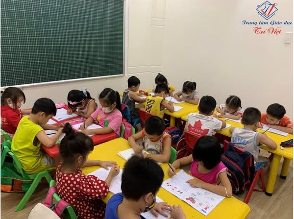 Lớp Luyện Chữ Đẹp Nét Việt - Tân Đông Hiệp