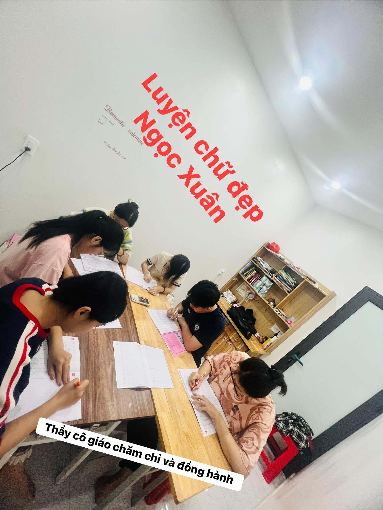 Lớp Luyện chữ đẹp Ngọc Xuân - Thái Nguyên