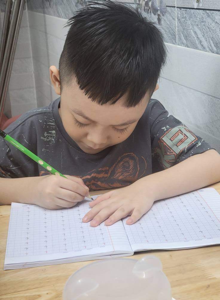 Lớp Luyện chữ đẹp- Tiền tiểu học An Nhiên - Quận 10