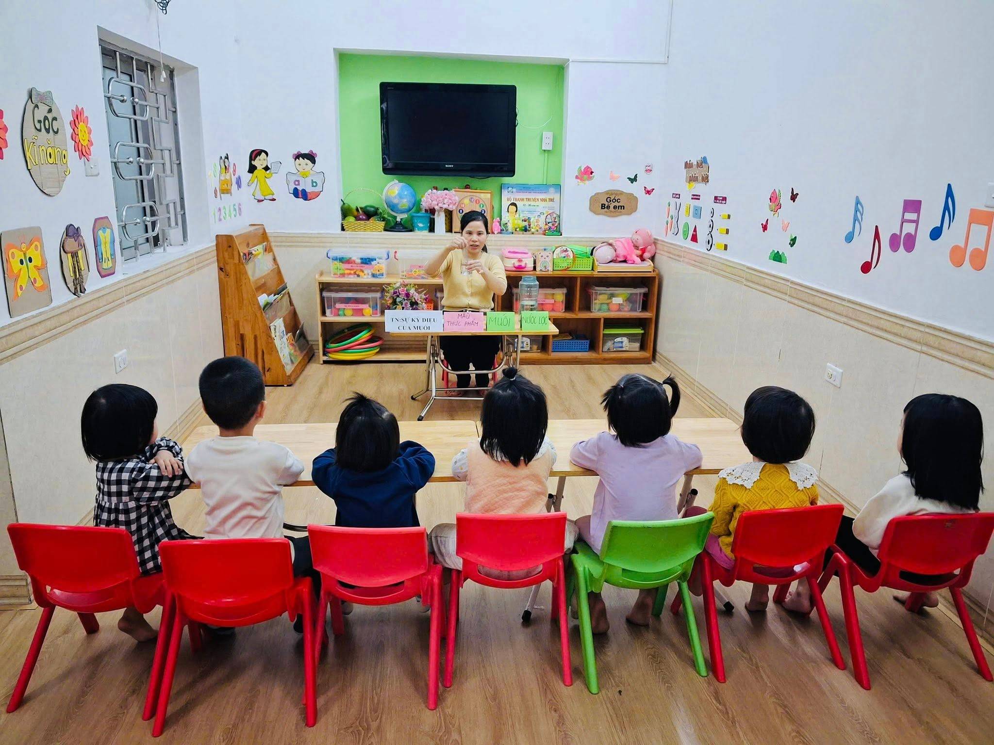 Lớp Mầm Non Độc Lập Hoa Việt - Hà Đông