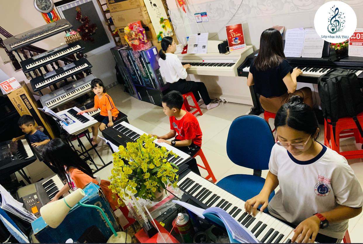 Lớp Nhạc Hà Thu - Quận 12