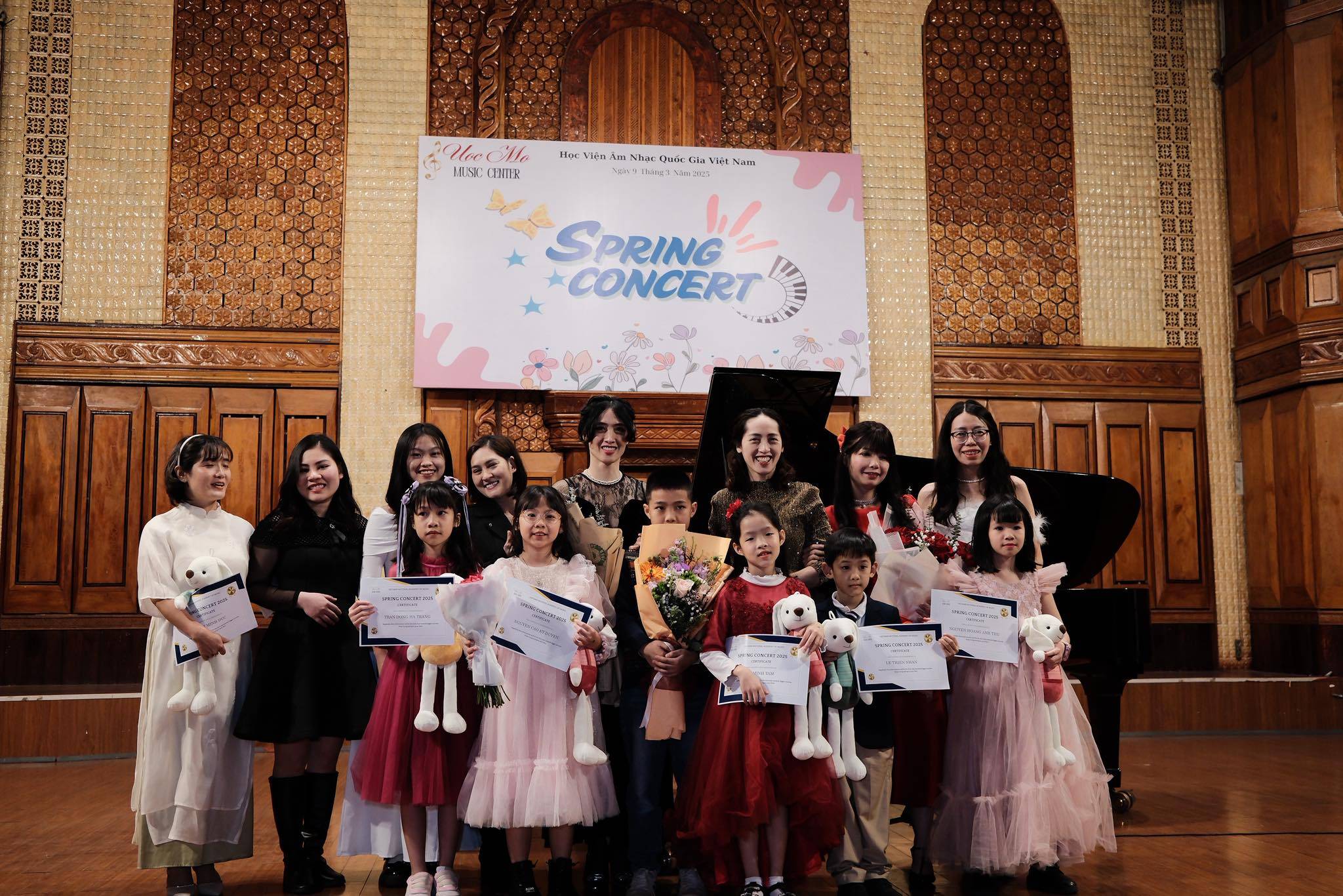 Lớp Nhạc Vu Chi Thanh Piano - Linh Đàm