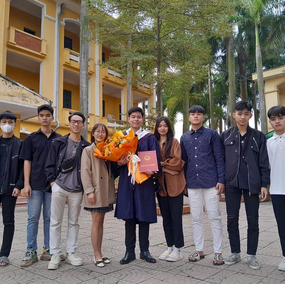 Lớp Tiếng Anh cô Ngà - Mê Linh