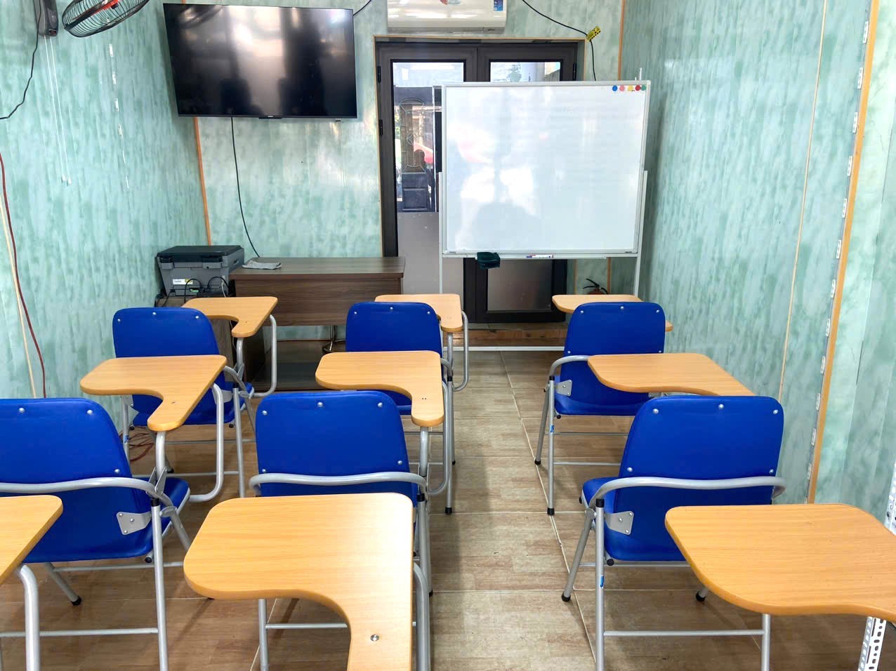 Lớp Tiếng Anh Ezglish Classroom - Ngô Quyền, Hải Phòng
