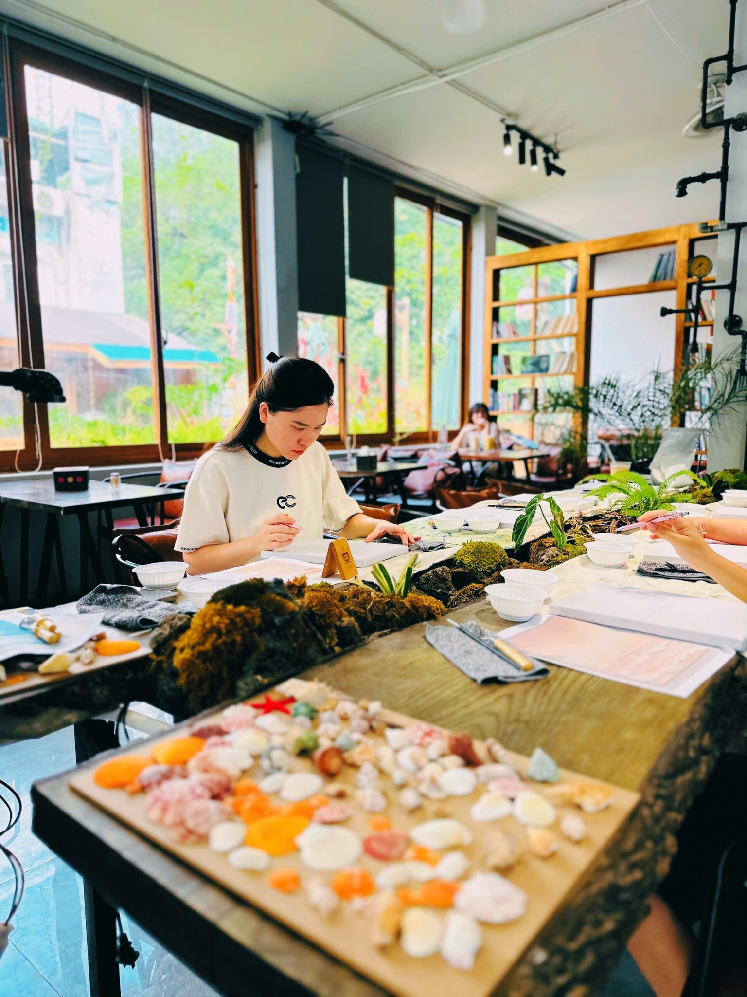 Lớp Vẽ 1618 Art Hub - Quán Thánh