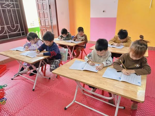 MẦM NON KIM CƯƠNG - Kiến Hưng