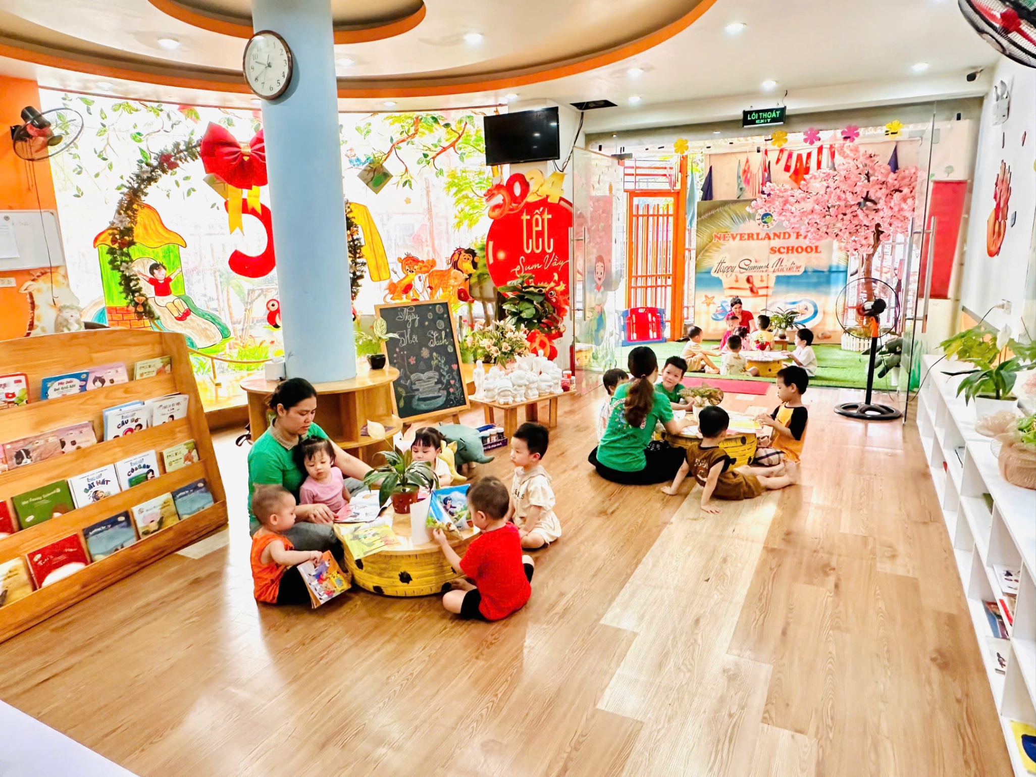 Mầm Non Neverland Montessori - Trung Văn