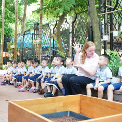 Mầm non Song ngữ LadyBird (LELC) - Yên Hoà