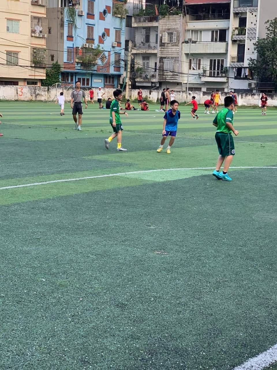 Sân bóng Thượng Đình - Thanh Xuân