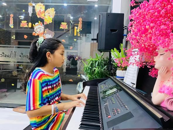 Trung tâm Âm nhạc Hi Music - Tân Phú