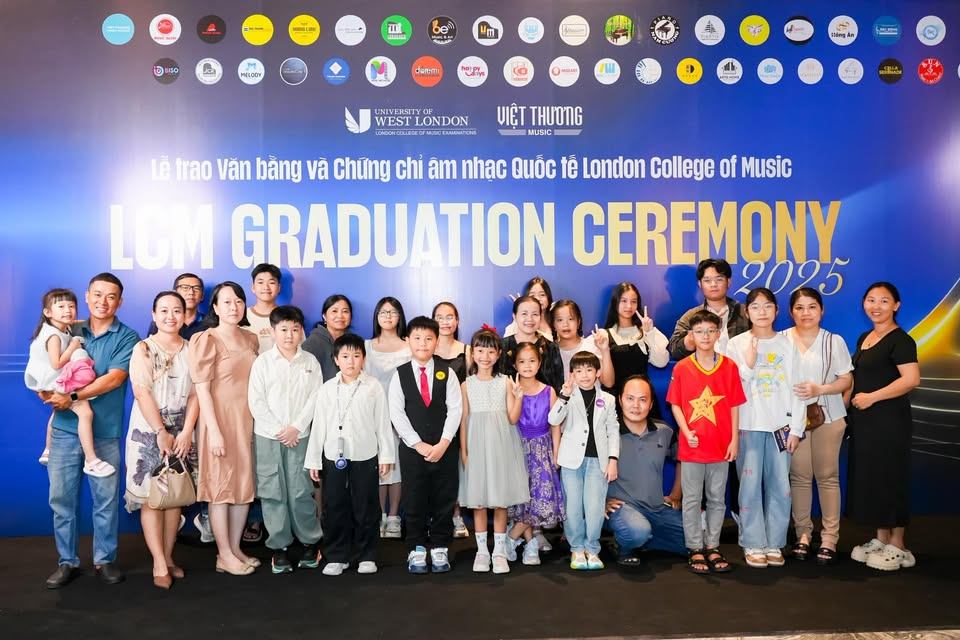 Trung tâm Âm Nhạc Hồng Ân - Bến Tre