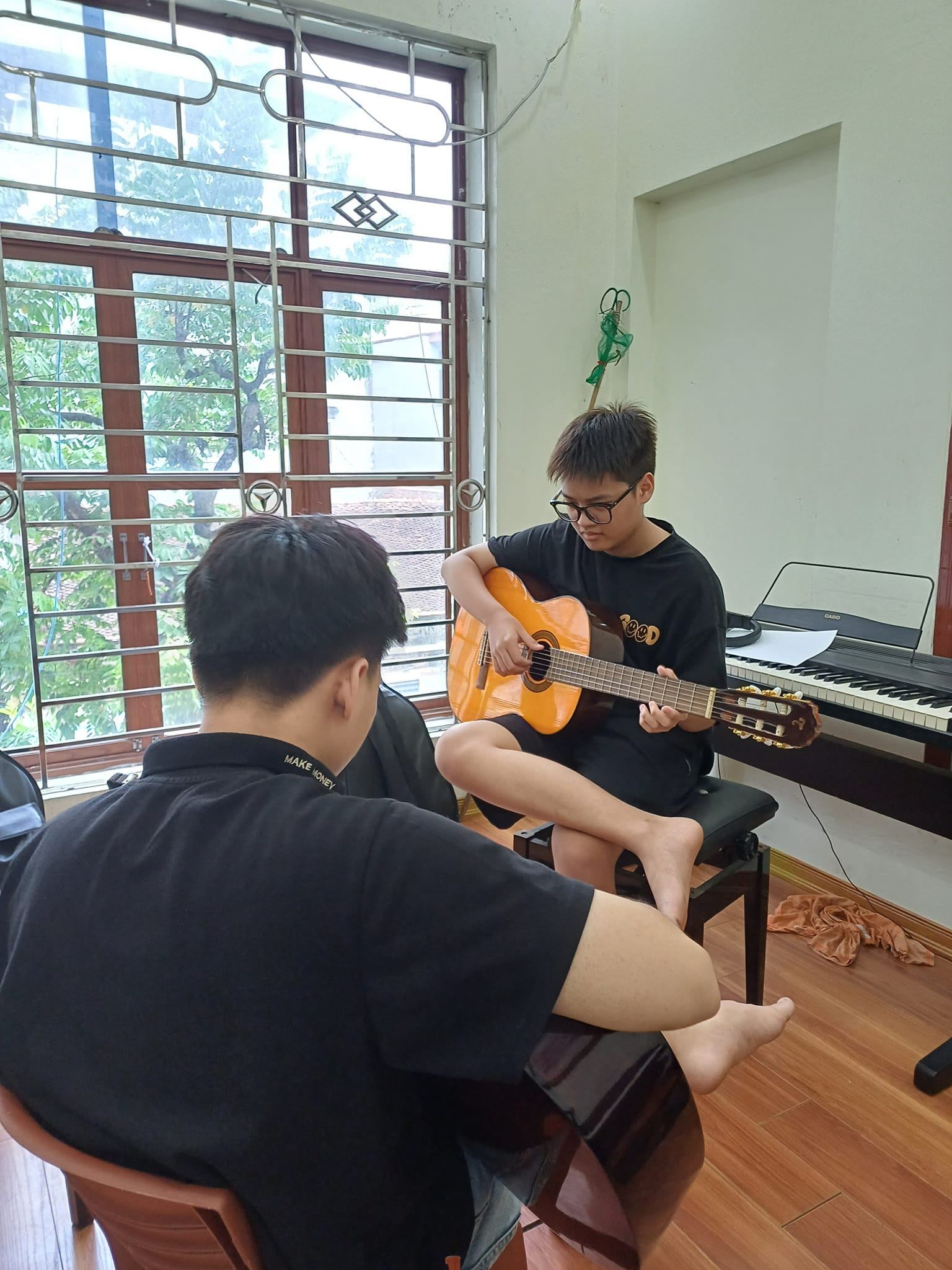 Trung tâm Âm nhạc và Nghệ thuật Let's Music - Văn Quán