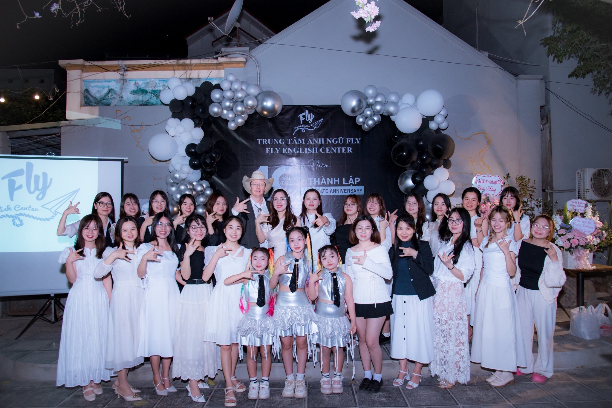 Trung tâm Anh Ngữ FLY CS1 - Tân Hội