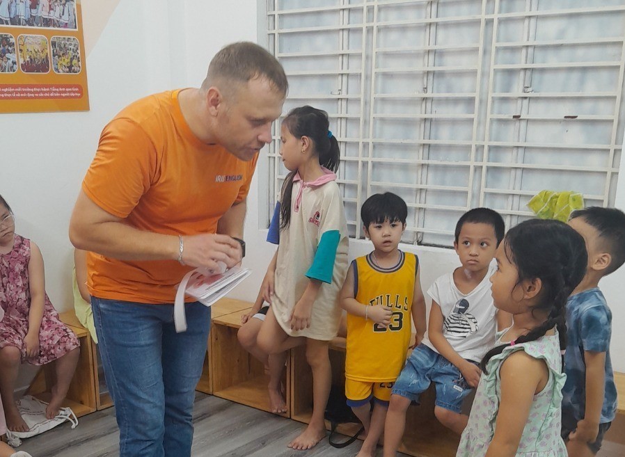 Trung Tâm Anh Ngữ IRIS English 137 - Đỗ Bá