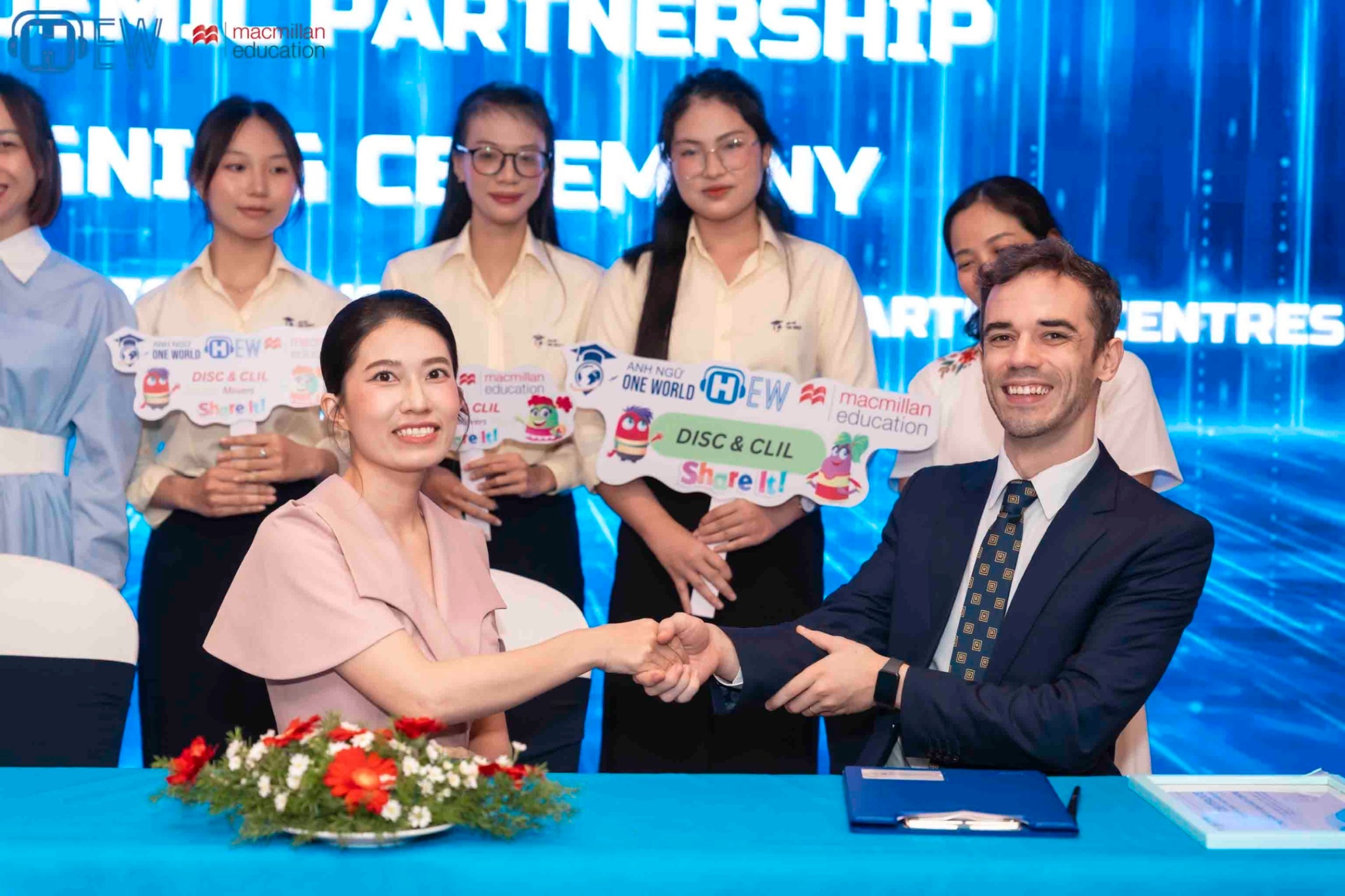 Trung Tâm Anh ngữ OneWorld - Mỹ Lộc, Cần Giuộc