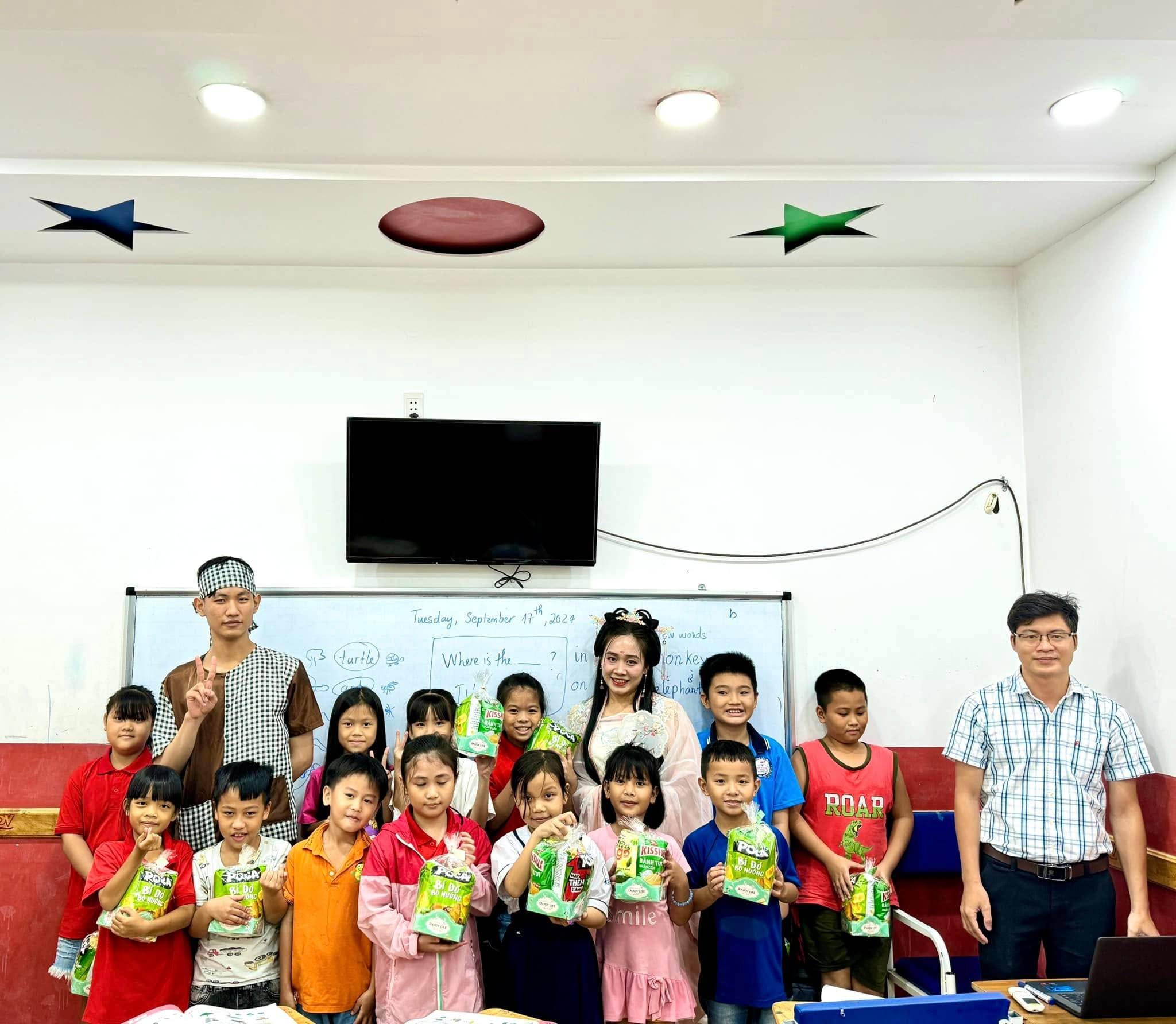 Trung tâm Anh Ngữ Thần Đồng Việt CS2 - Hóc Môn