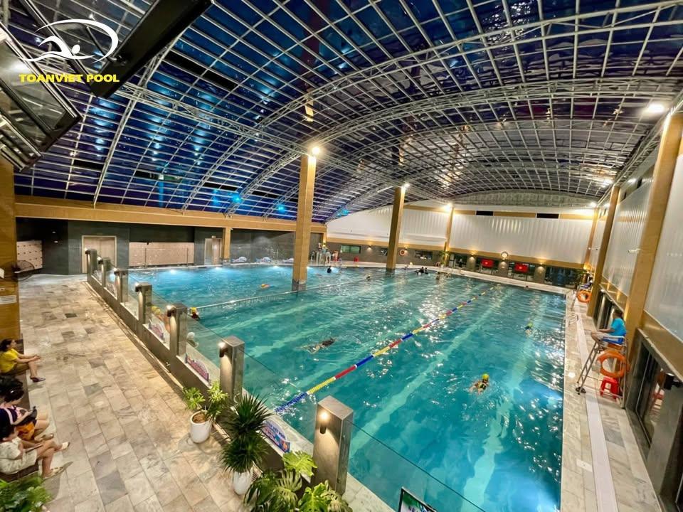 Trung tâm Bể bơi Hồng Bàng