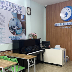 Trung tâm bồi dưỡng văn hóa và nghệ thuật  Dreamlight Edu - CS Tân Triều