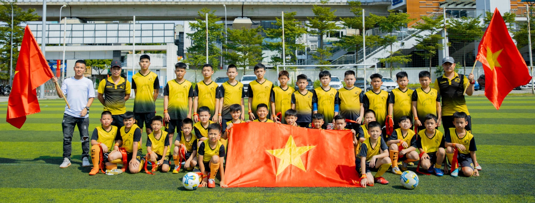 Trung tâm Bóng Đá Cộng Đồng Cff - Xuân La