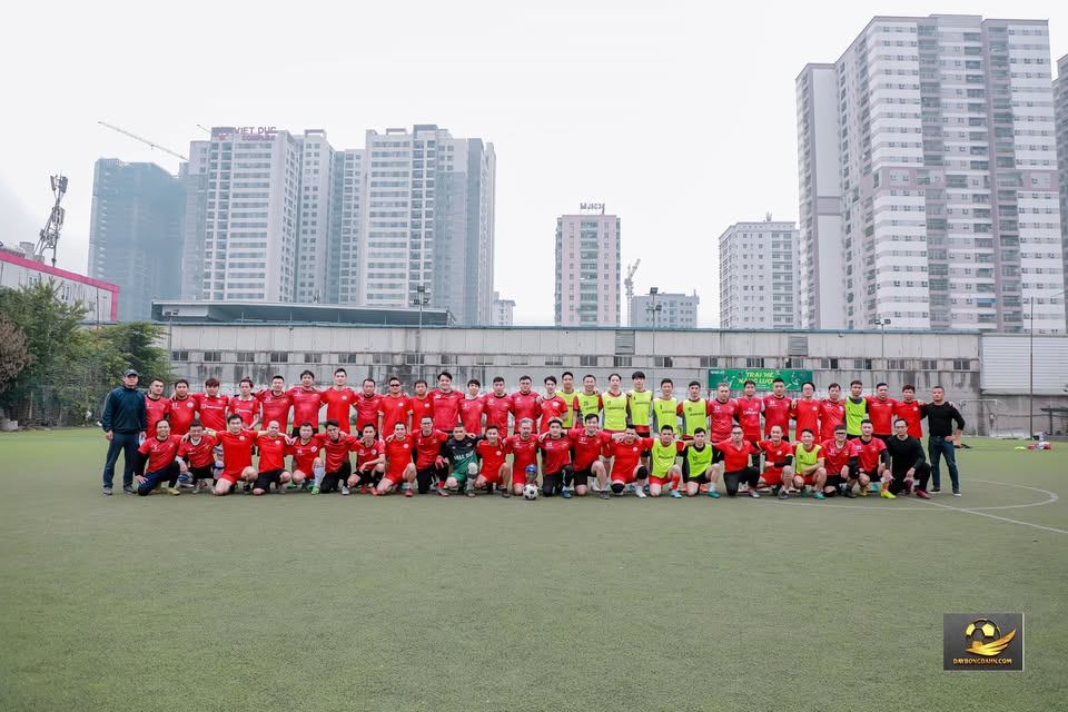 Trung tâm Bóng đá người lớn Hà Nội - Đống Đa