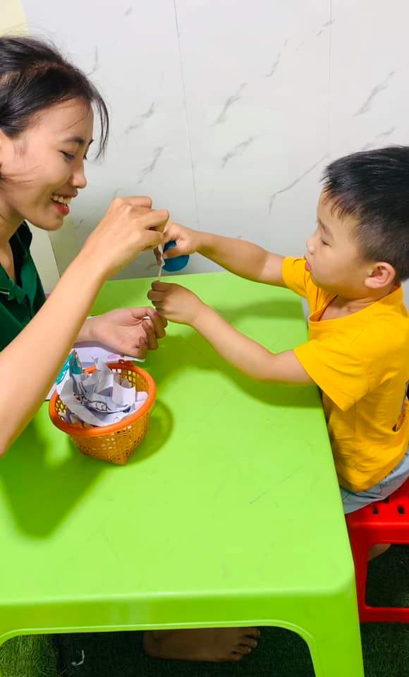 Trung tâm Can thiếp sớm Ánh Dương - Bình Sơn