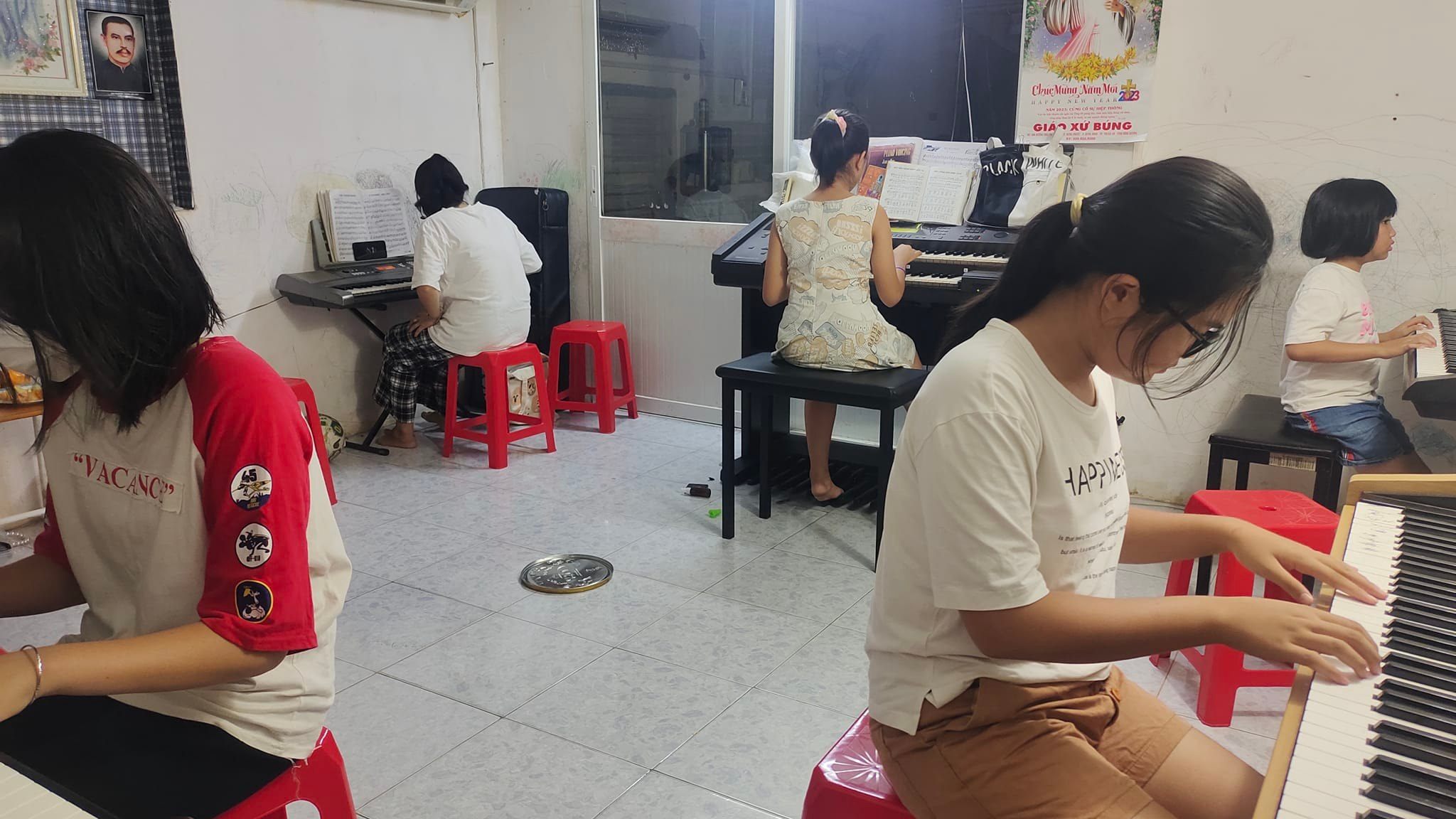 Trung tâm Đào tạo Âm nhạc Phêrô - Thuận An