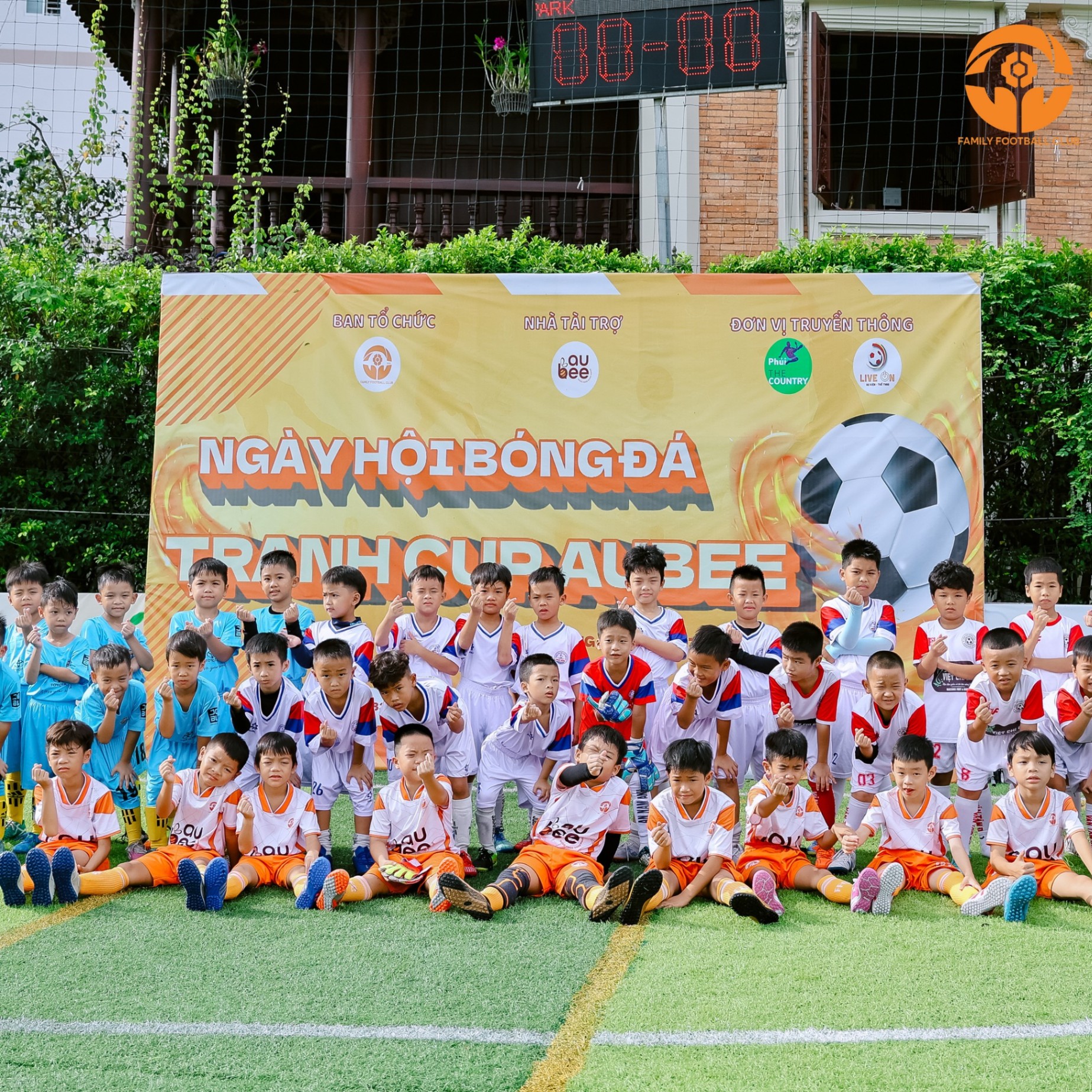 Trung tâm đào tạo và Sân bóng đá FFC - Nhà Bè