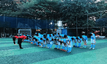 Trung tâm dạy bóng đá trẻ em VJSS - Thanh Loan