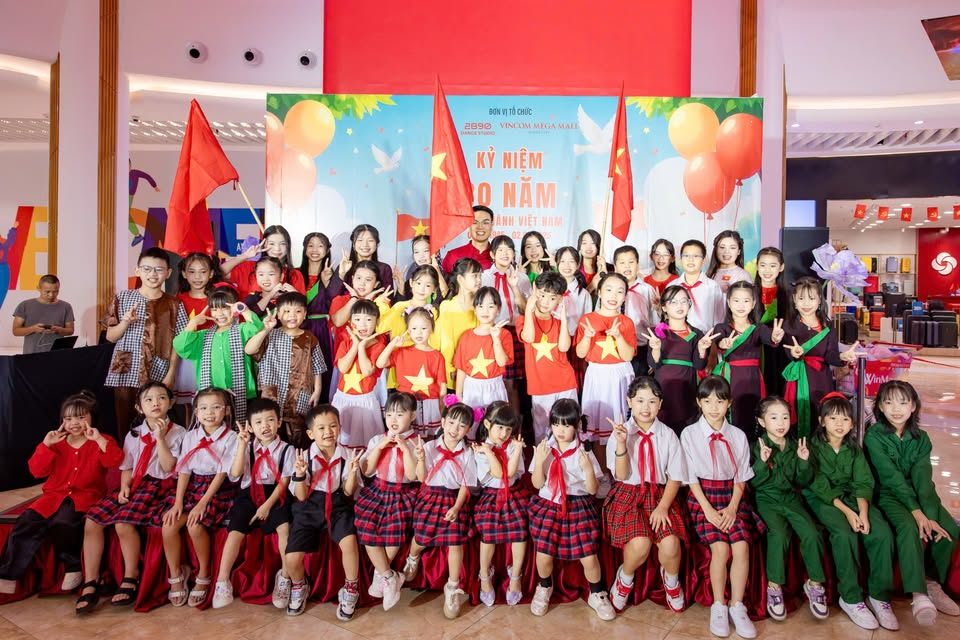 Trung tâm dạy nhảy 2B90 Dance Studio - Cơ sở 2