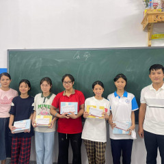 Trung tâm dạy thêm Thầy Hoàng - Quan Triều