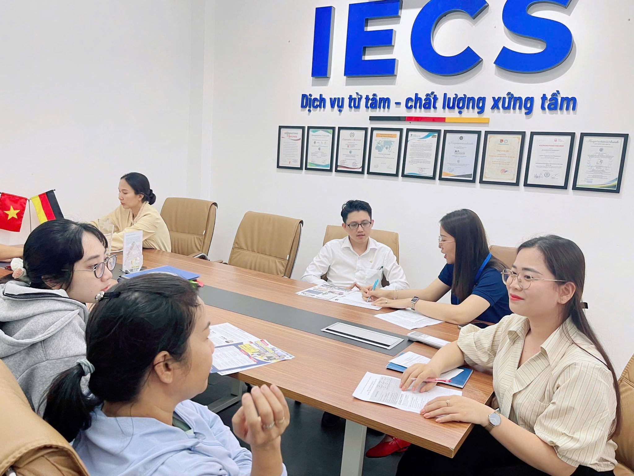 Trung tâm Du học Đức IECS - Văn Quán