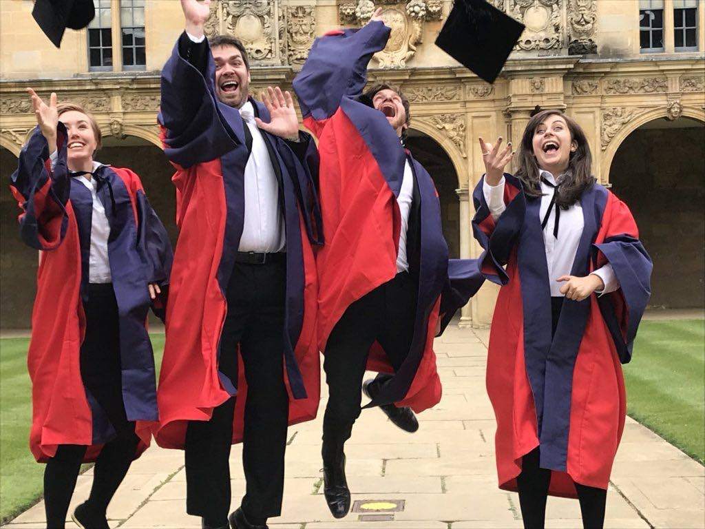 Trung tâm Du học Hoàn Cầu - Đống Đa