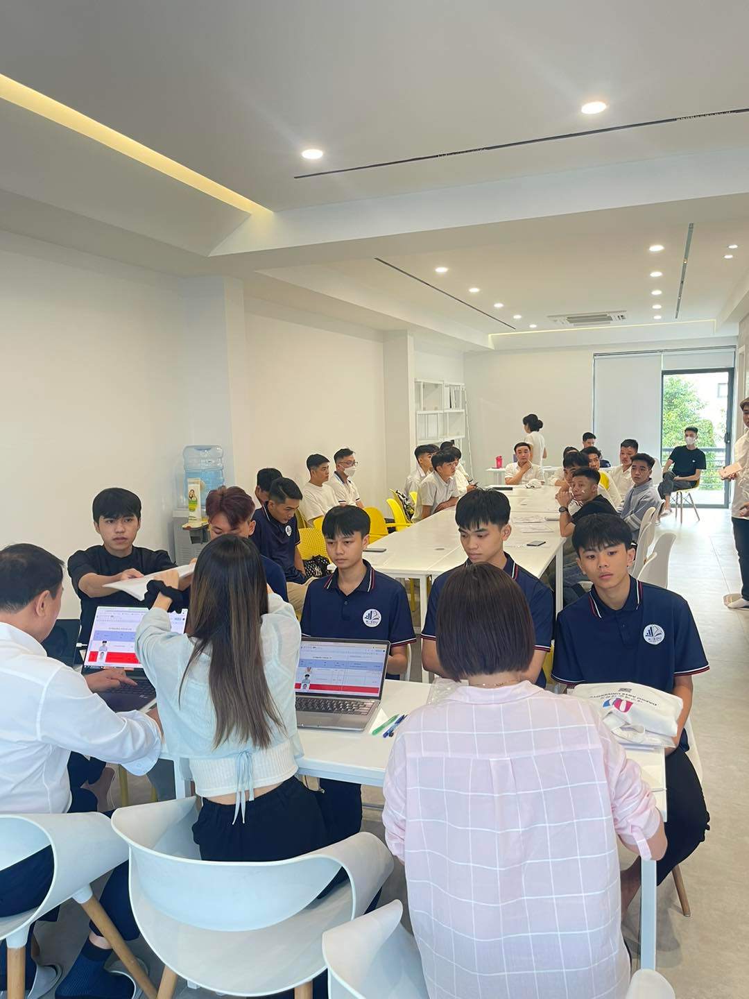 Trung tâm Du học Kanata - La Khê