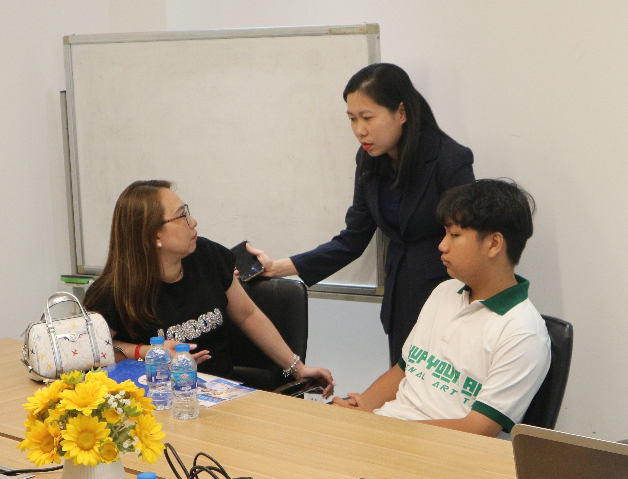 Trung tâm DU HOC SET - Quận 1